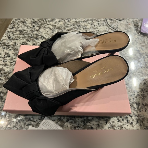 Kate spade bow heels size 7.5 - Picture 2 of 3
